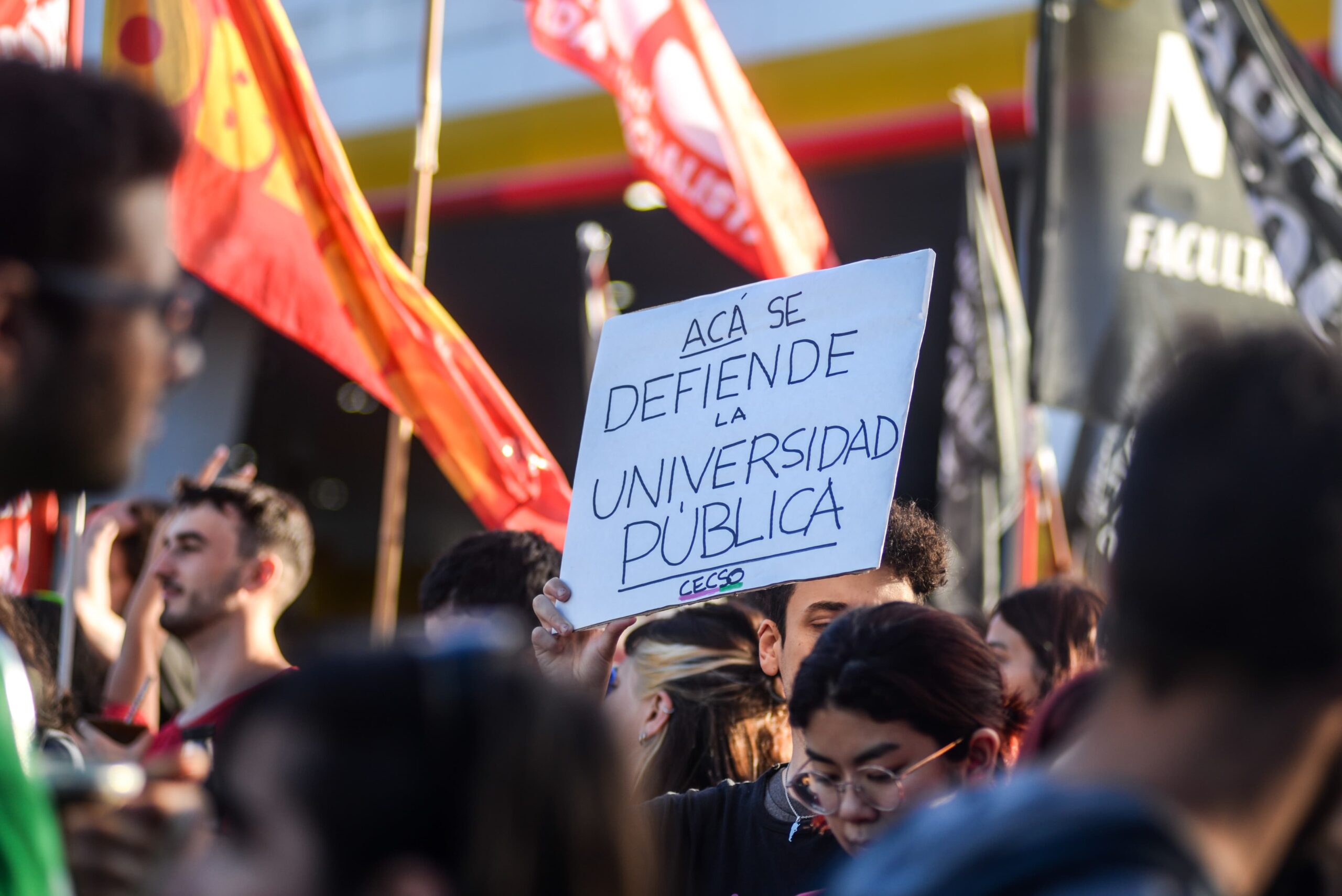 Sábado 14H Asamblea Interfacultades en Plaza de Mayo