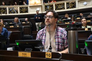 Guillermo Kane: «Para garantizar las necesidades populares, como el fomento y acceso a la cultura, tenemos que ir por las grandes riquezas»