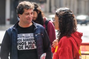 Gabriel Solano en Boedo: “Si la izquierda avanza Trump y Bessent retroceden”