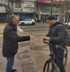 Néstor Pitrola desde la zona oeste: «De los bolsos de López pasamos a las coimas de Karina, votar contra la corrupción es votar contra los políticos capitalistas»