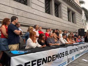 Néstor Pitrola: “Quieren periodistas precarizados para que nadie hable mientras pasa el plan de guerra de Milei y sus aliados contra el conjunto de la clase trabajadora”