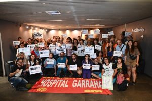Importante audiencia en apoyo a los trabajadores del Hospital Garrahan impulsada por el Frente de Izquierda Unidad en el Congreso