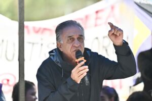 Pitrola: “Esta reforma electoral de Milei es de proscripción y privatización de los partidos políticos en medio de la crisis del gobierno”