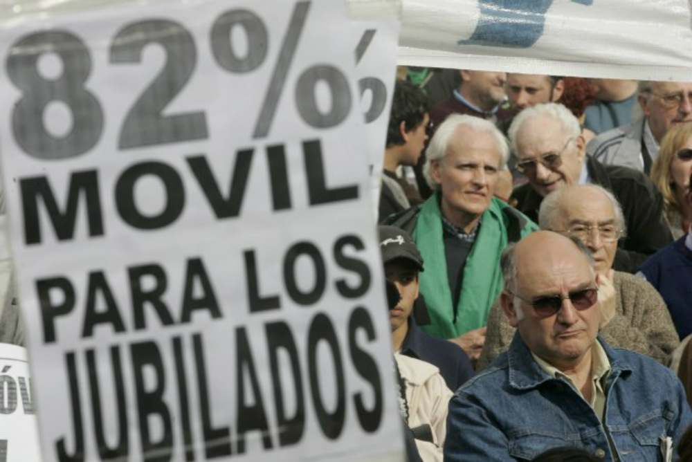 Gabriel Solano: “El gobierno mintió: las jubilaciones no serán el 82% móvil del salario sino sólo el 37%”