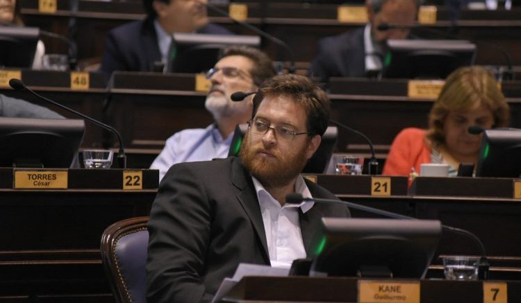 [FATE] Legislatura bonaerense aprobó declaración en apoyo a la lucha de los trabajadores de FATE