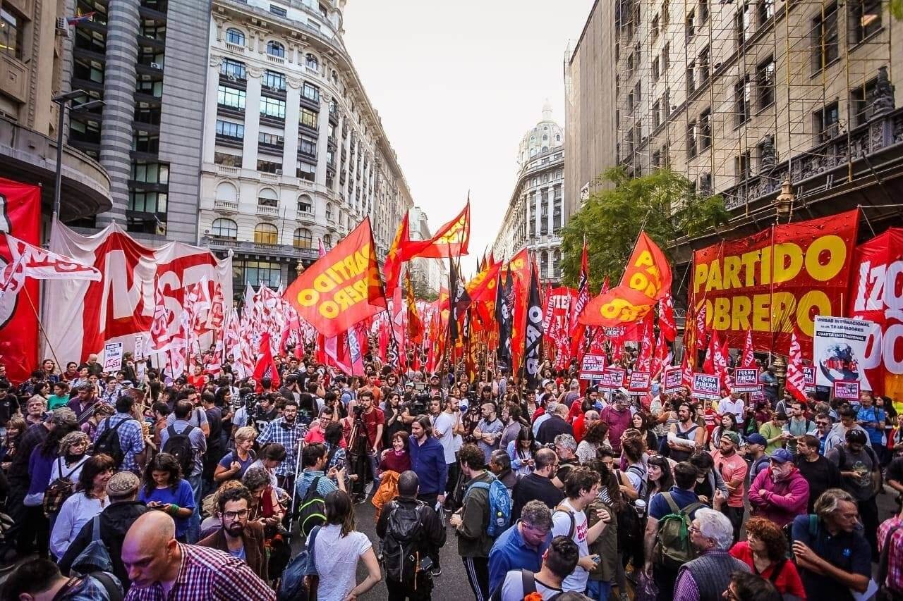 El Frente de Izquierda-Unidad rechaza el ajuste a los jubilados y trabajadores para pagar la deuda