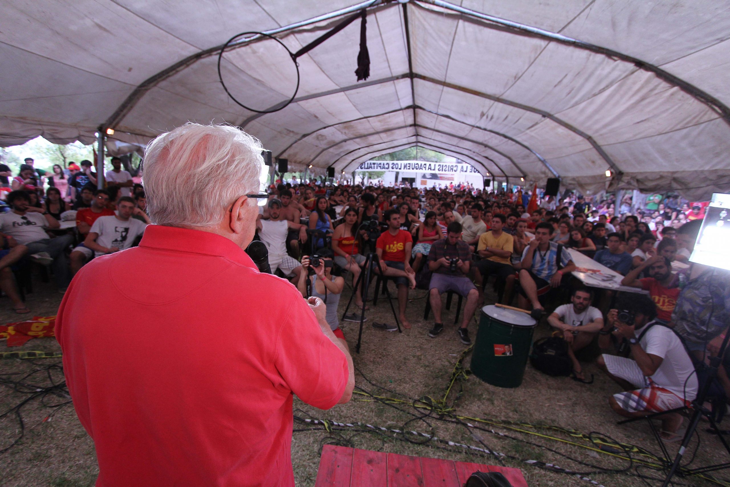 Jorge Altamira con más de 1.000 jóvenes del Partido Obrero