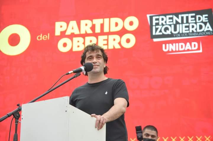 Gabriel Solano pidió la renuncia de la ministra Soledad Acuña