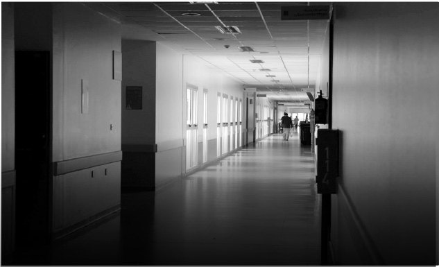 Un sistema de salud vaciado y privatizado